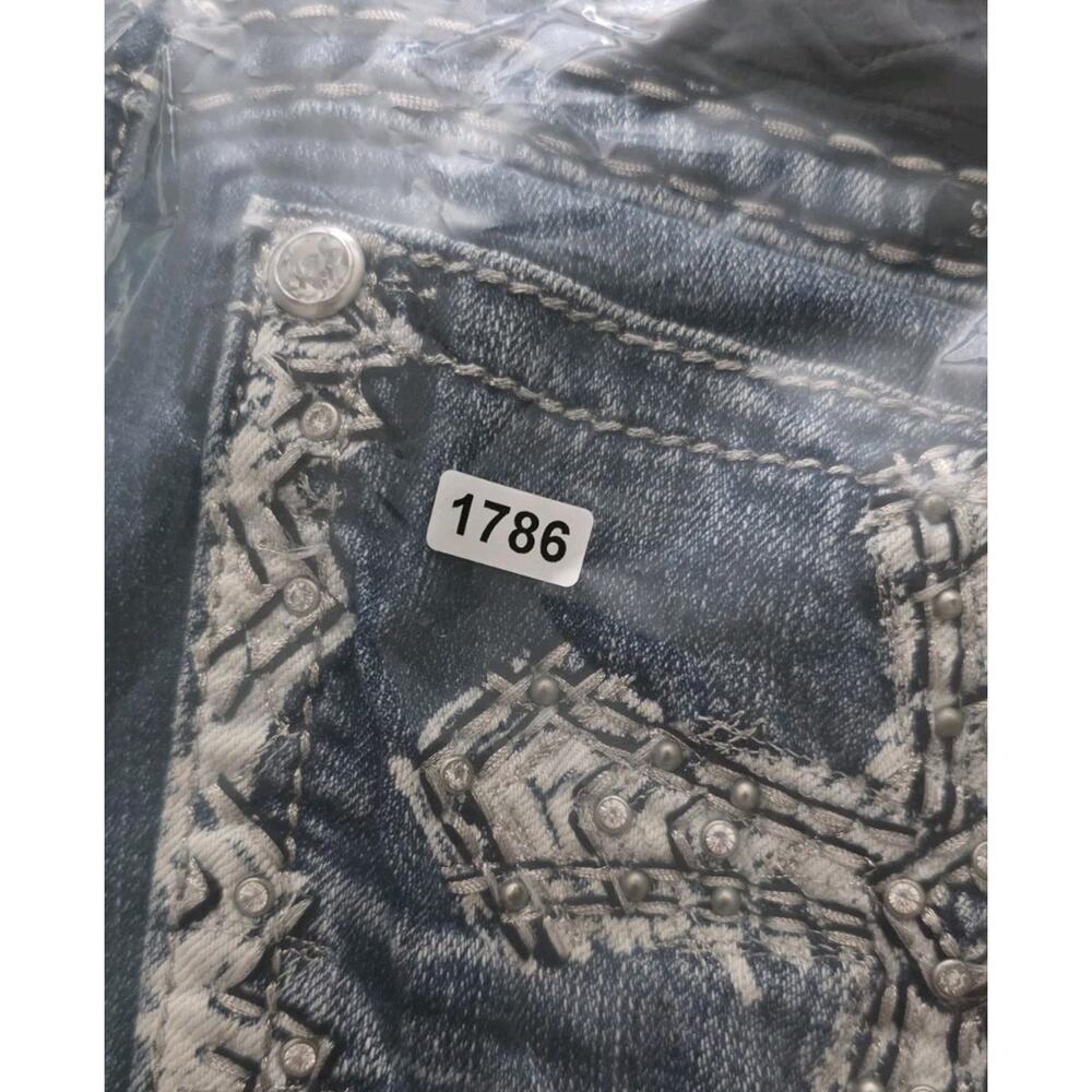 Miss Me Jeans Size 29 Embellished Cross Embroidered Y2K Signature Boot - Picture 11 of 11